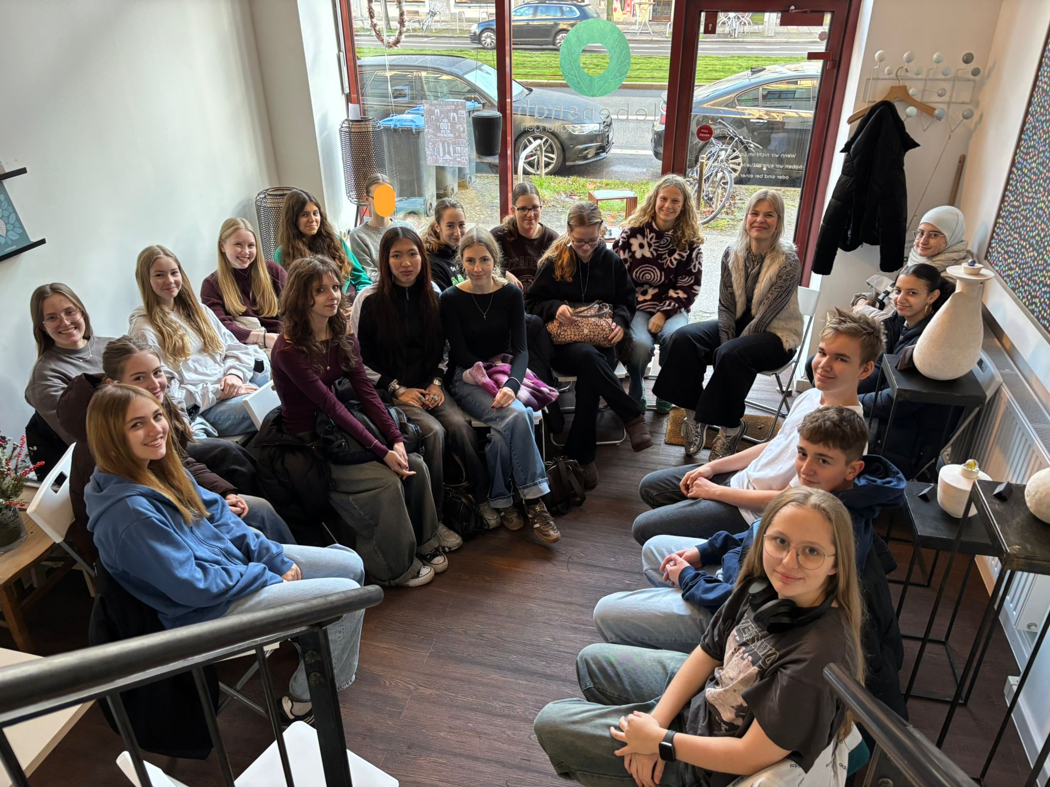 Besuch bei Bestattern – Ein besonderer Lerntag mit Sarah und Eric Wrede